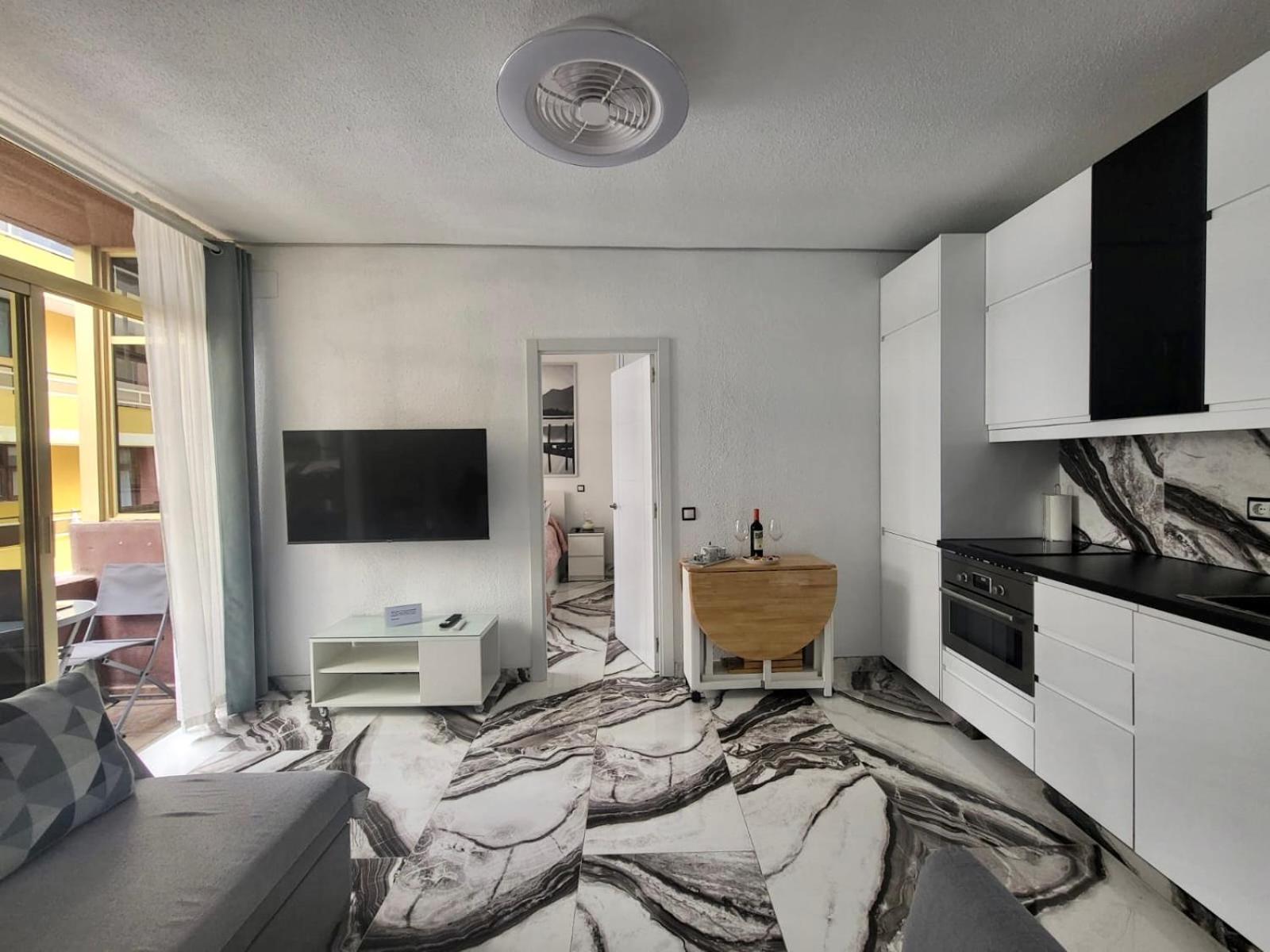 2 Bedrooms Flat + Balcony + Parking At Las Canteras Beach Las Palmas de Gran Canaria Ngoại thất bức ảnh