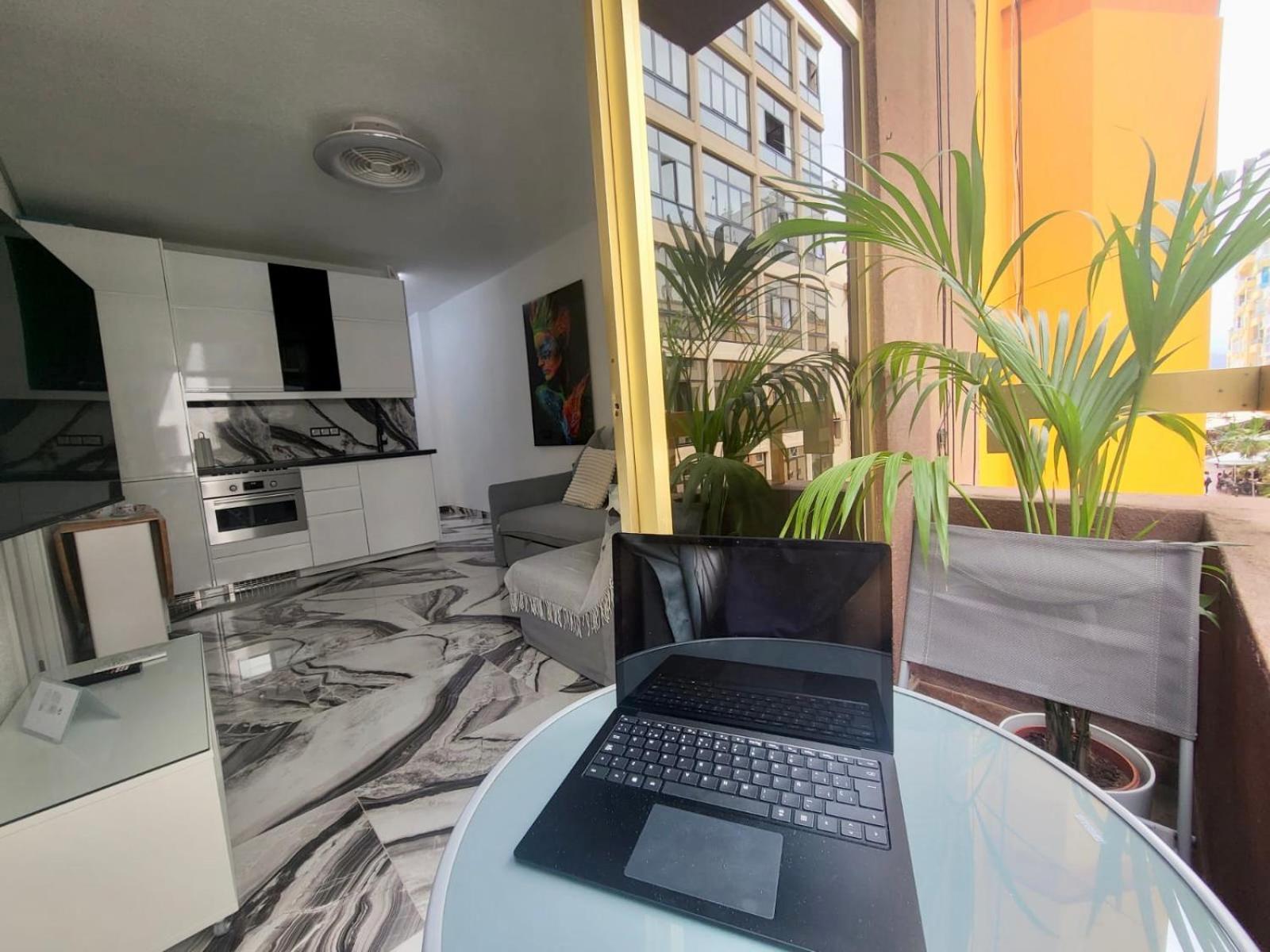 2 Bedrooms Flat + Balcony + Parking At Las Canteras Beach Las Palmas de Gran Canaria Ngoại thất bức ảnh